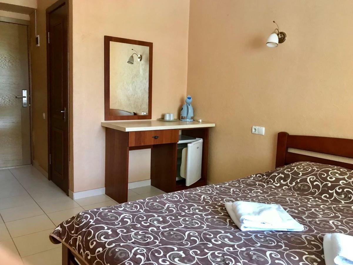Hotel Odessa コブルロ エクステリア 写真