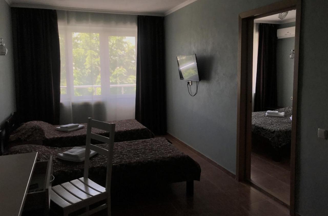 Hotel Odessa コブルロ エクステリア 写真