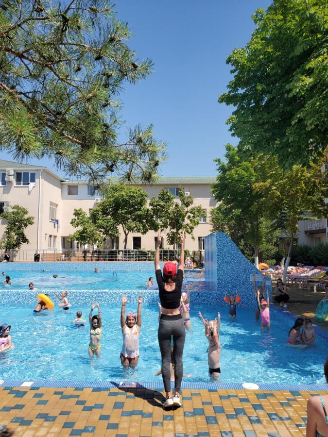 Hotel Odessa コブルロ エクステリア 写真